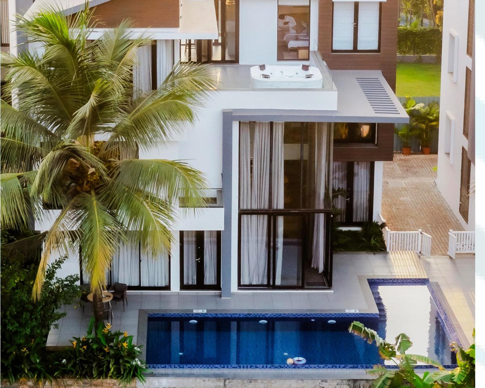 seascape-villa image